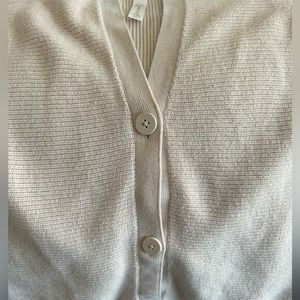 Women’s lululemon cream colored sweater